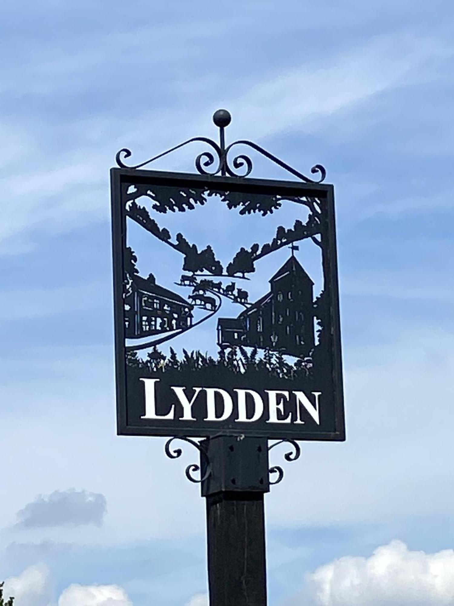 Bed and Breakfast The Lydden Bell Exterior foto